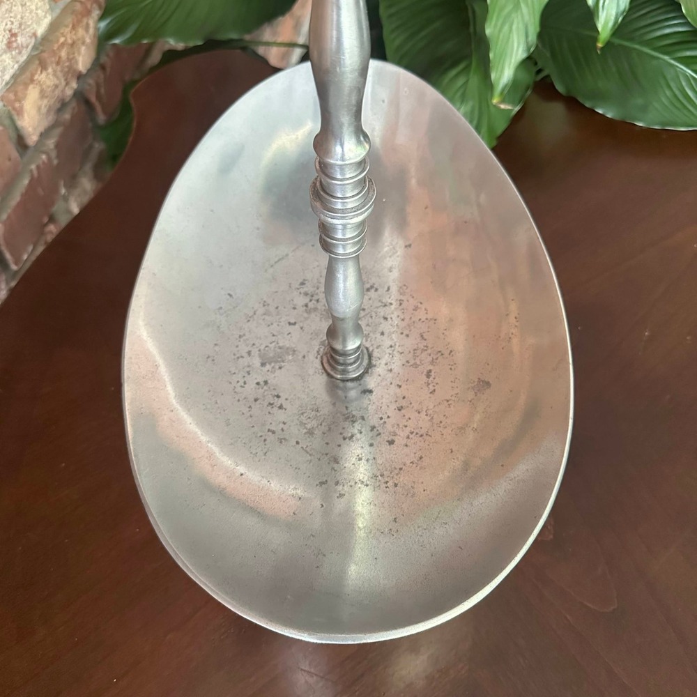 Large Two-Tier Silver-Tone Metal Serving Stand - Picture 4 of 7